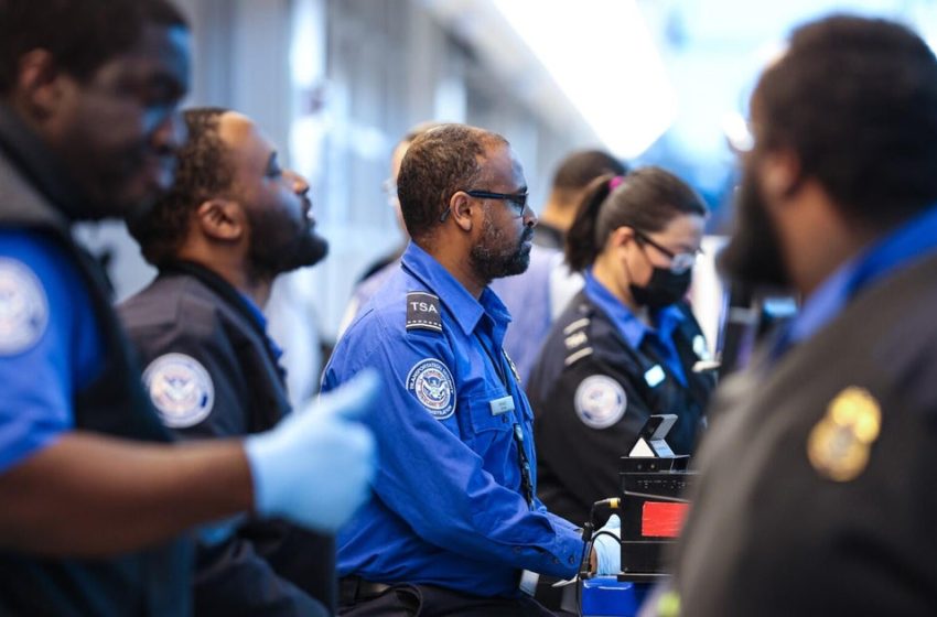  Trump thanks TSA agents going to work but “not being paid” after first missed paycheck amid partial government shutdown