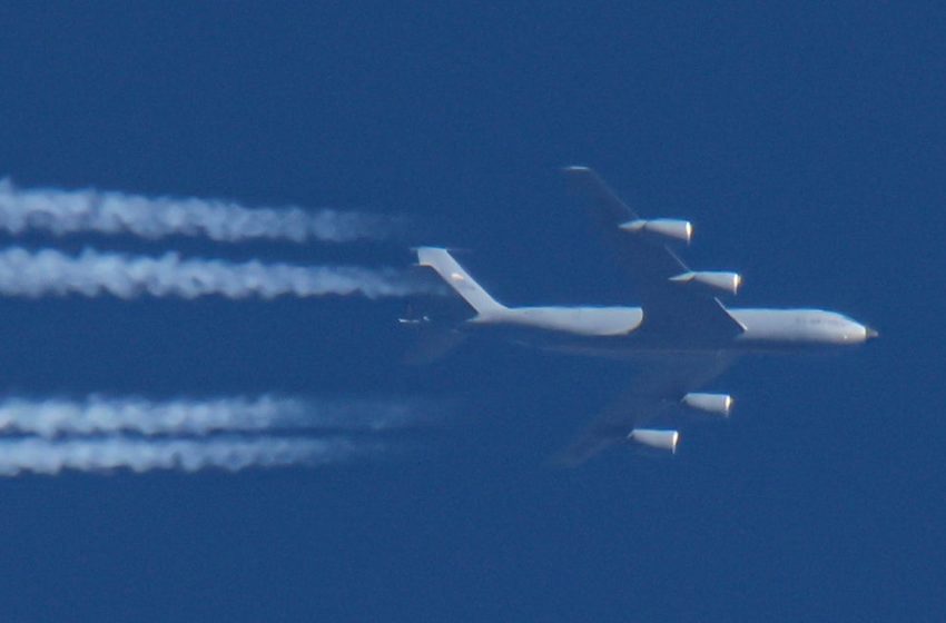  All 6 crew members killed in crash of American KC-135 refueling aircraft in Iraq, U.S. military confirms