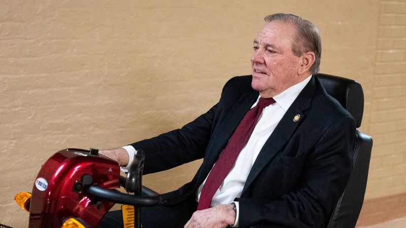  Neal Dunn: Trump reveals Florida congressman would have been ‘dead by June’ amid health issues