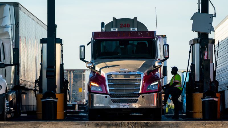  America’s long-haul truckers were already struggling. Then came $5 diesel
