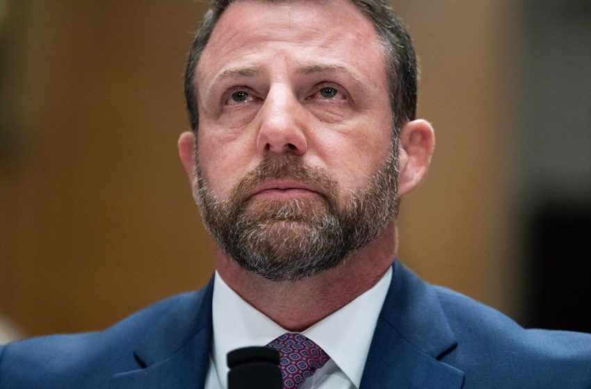  Senate advances Markwayne Mullin’s nomination for DHS Secretary in procedural vote