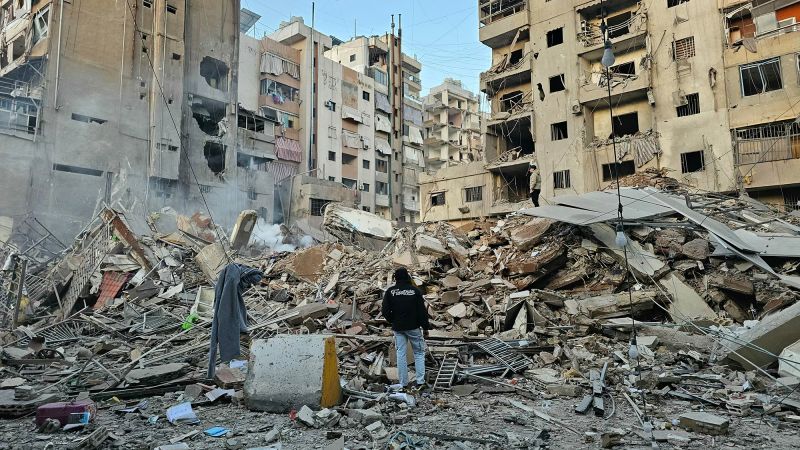  Live updates: Iran war news, US expected to deploy 82nd Airborne Division, Iran taunts White House as Trump touts talks