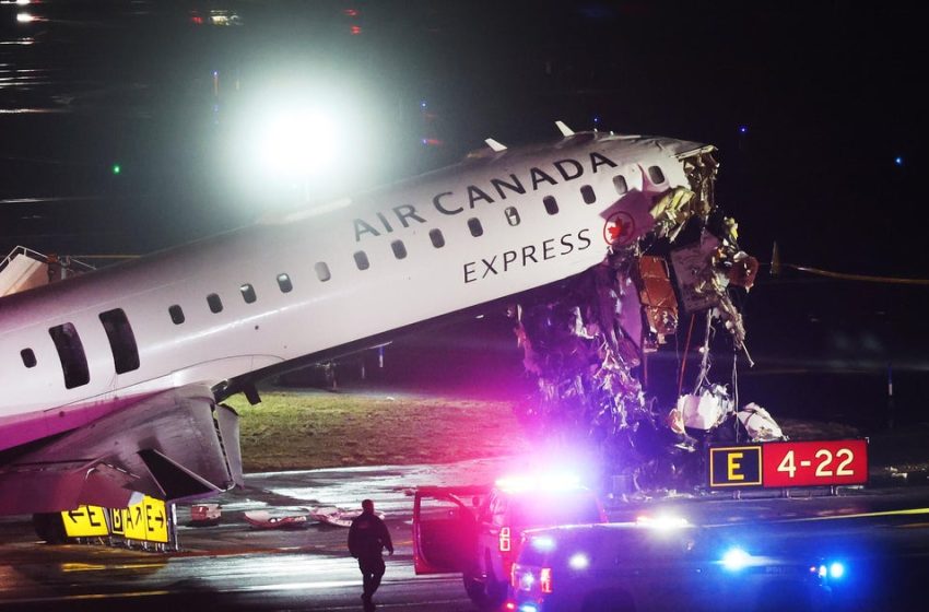  Plane and fire-rescue truck collide at New York’s LaGuardia Airport, 2 pilots killed, officials say