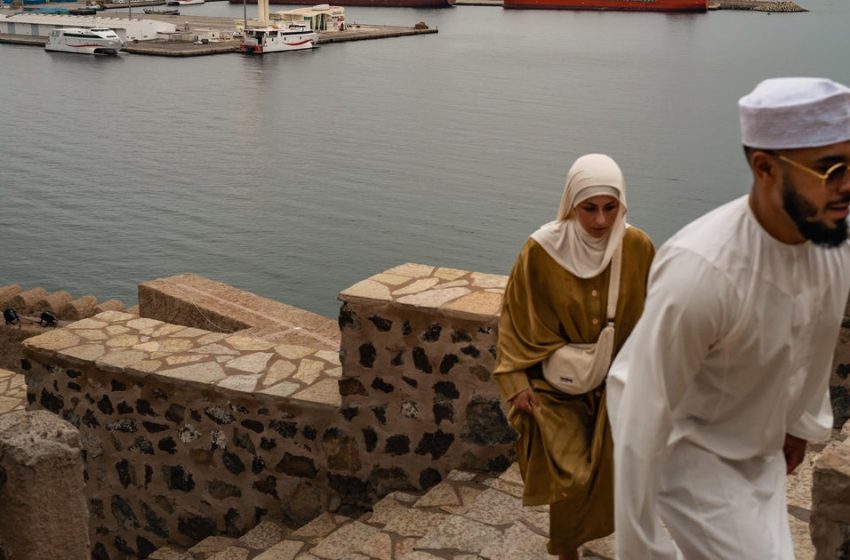  Here’s what needs to happen before oil starts flowing through the Strait of Hormuz again