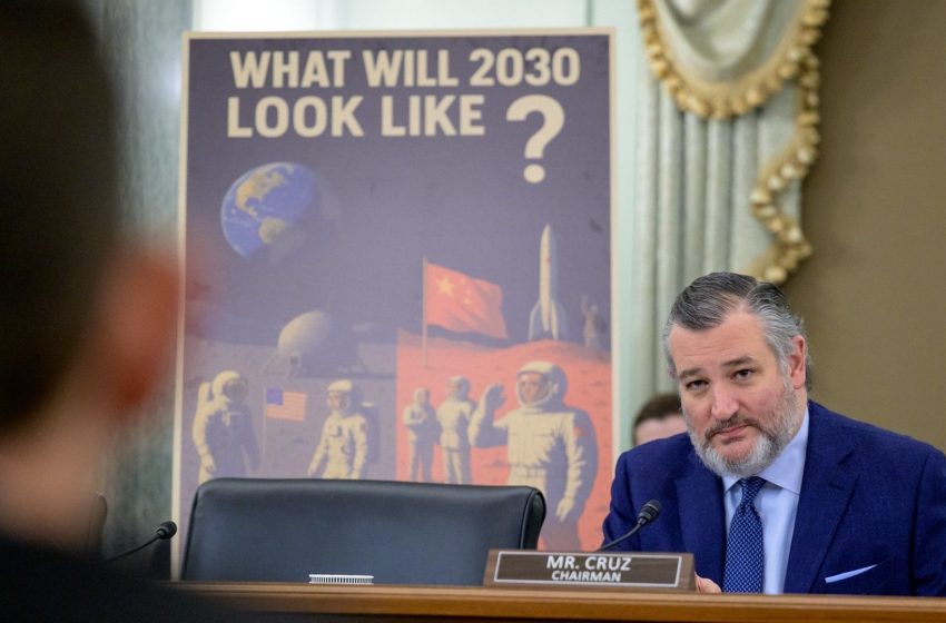  US lawmakers call for a permanent moon base. Will it ever happen?