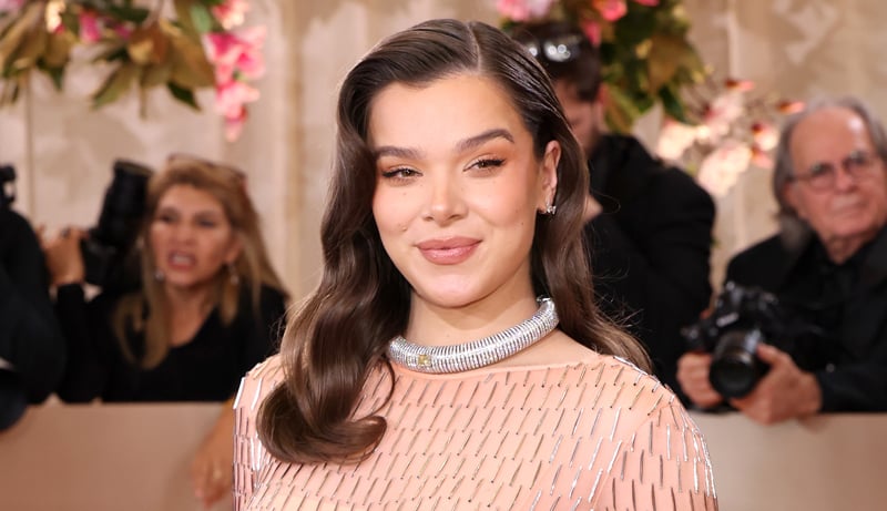  Hailee Steinfeld Reacts to ‘Sinners’ Oscar Wins After Missing Show Due to Pregnancy | Hailee Steinfeld, Oscars, Sinners | Celebrity News and Gossip | Entertainment, Photos and Videos
