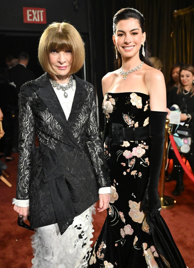 Anna Wintour and Anne Hathaway 