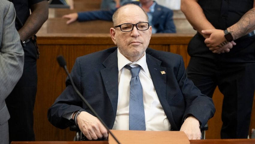  Harvey Weinstein is very sorry for cheating on his wives