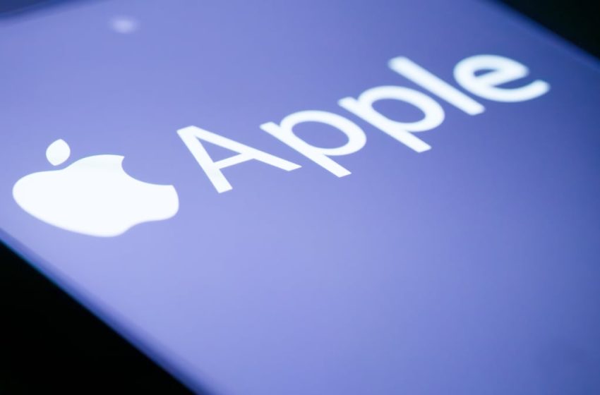  Apple iPhone Fold part of ‘high-end’ Ultra line, report says