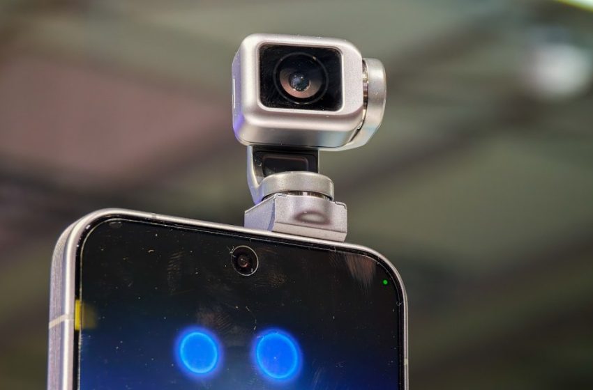  Honor’s Robot Phone is a bad robot, interesting camera, maybe a friend