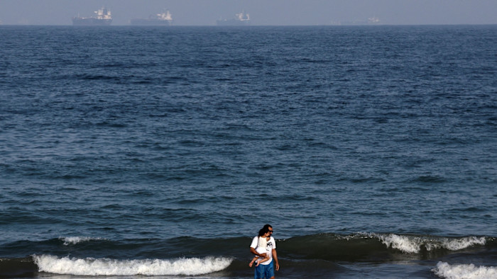  Ships in Gulf declare themselves Chinese to dodge attack