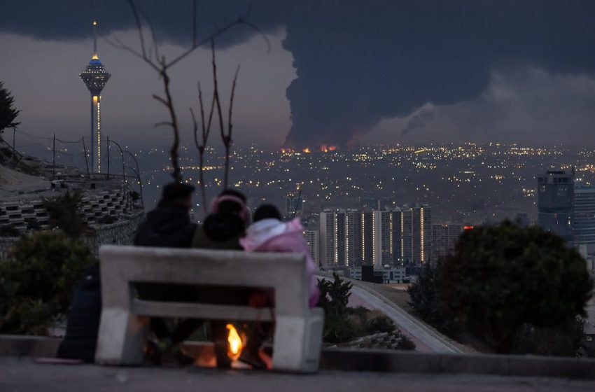  Oil prices yoyo as refineries hit and shipments halt; White House won’t rule out a draft in Iran war; Trump bails out Ticketmaster