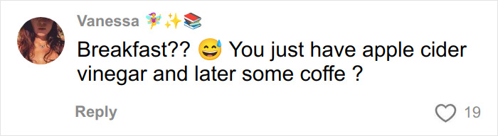 User comment on Cindy Crawford's full time job video, discussing breakfast habits and health concerns in a social media post. User comment on Cindy Crawford's full time job video, discussing breakfast habits and health concerns in a social media post.