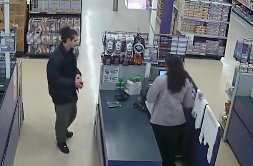  Video appears to show Gracie Mansion bomb suspect purchasing fuse at Pennsylvania fireworks store