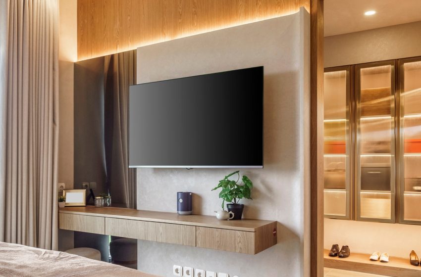  5 55-Inch TVs That Punch Way Above Their Price Tags