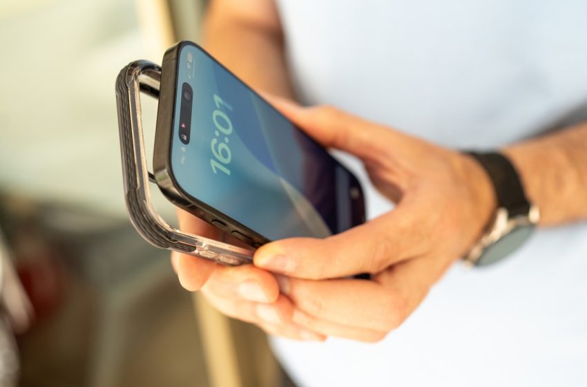  Why There’s Simply No Need For Phone Cases Anymore