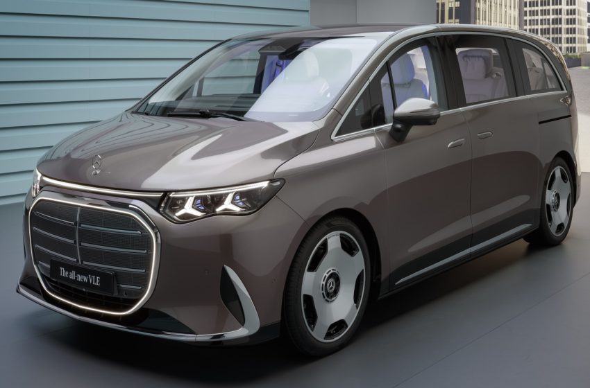  2027 Mercedes-Benz VLE Finally Brings The Luxury Van To America With 31-Inch Rear Screen, Remote-Control Seats