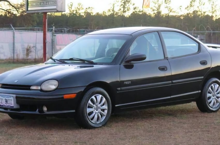  At $3,999, Could This 1998 Dodge Neon Brighten Your Day?