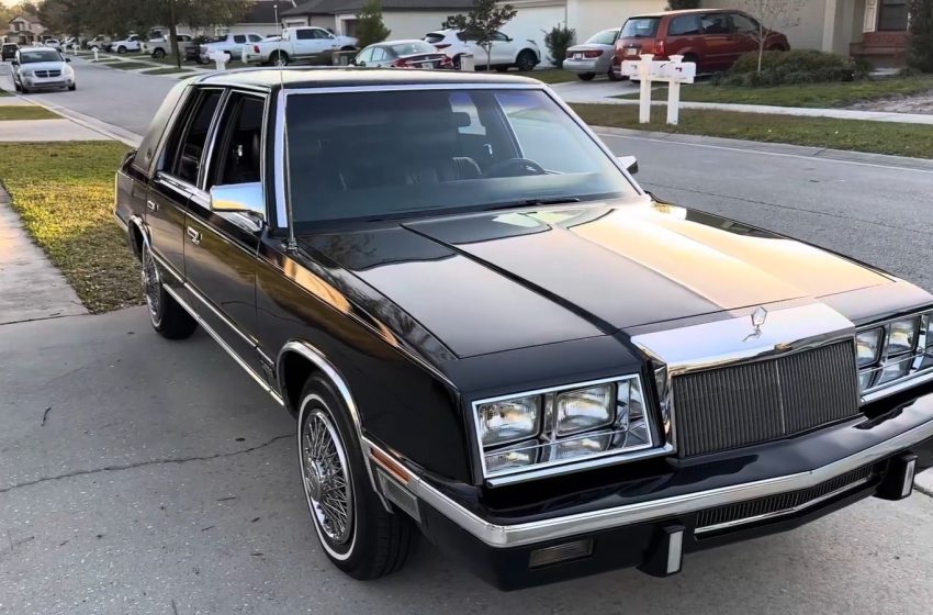  The ’80s Car Feature That Would Fit Perfectly In The AI Hellscape Of Today