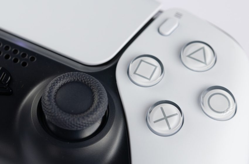  4 Devices Your DualSense Controller Can Connect To (Other Than Your PlayStation 5)