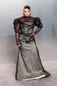 Lola Young at the 2026 Vanity Fair Oscar Party held at the Los Angeles County Museum of Art on March 15, 2026 in Los Angeles, California.