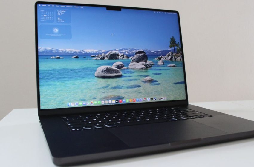  Apple MacBook Pro Review (M5 Max, 16-inch): The Fastest MacBook Yet