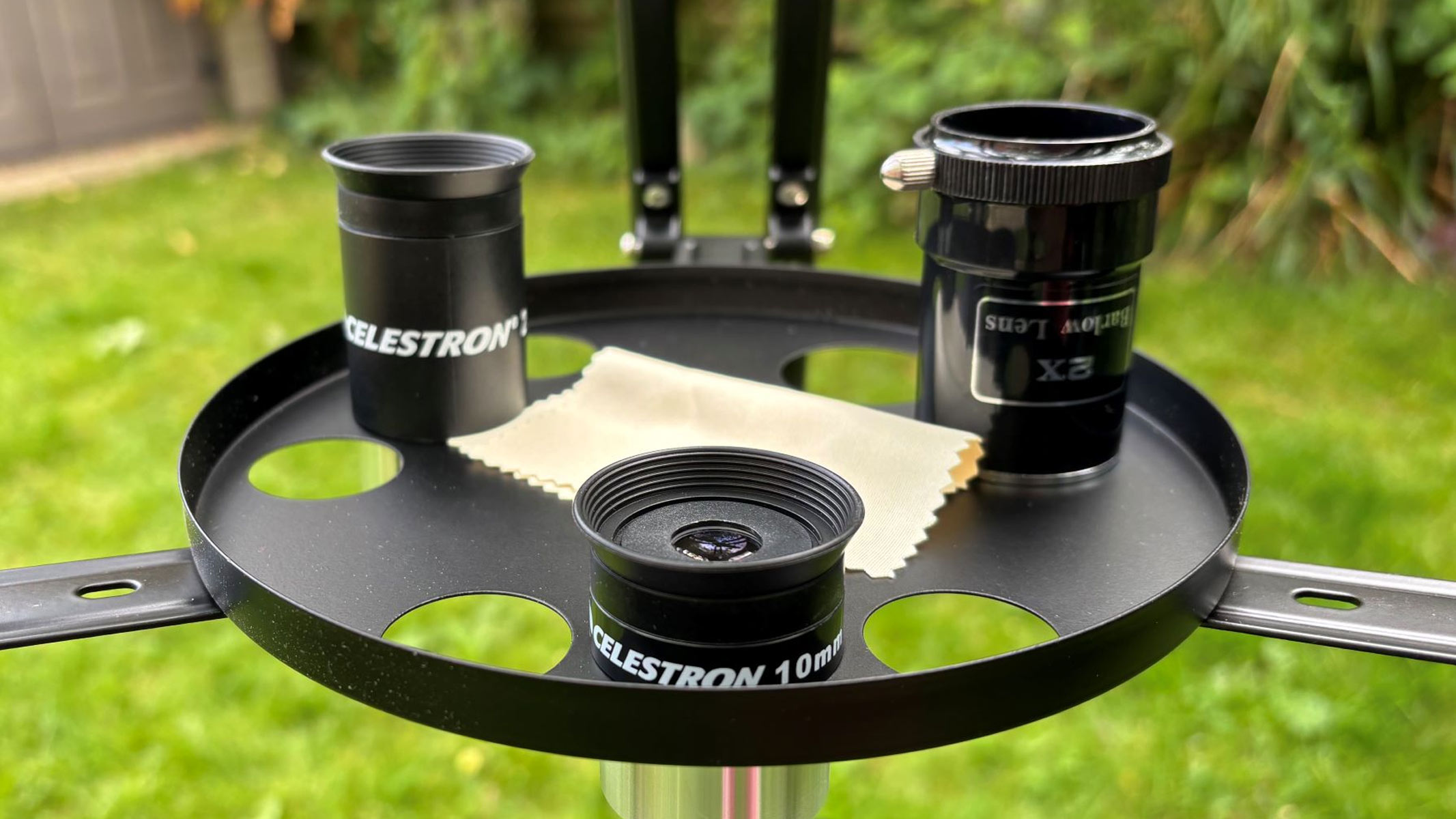 The eyepieces of the Celestron StarSense Explorer LT 70AZ.