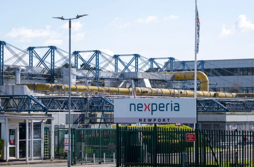  A Bizarre International War Inside One Chip Company Threatens the Global Automotive Industry