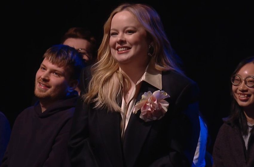  Tina Fey’s SNL UK Monologue Crashed by Nicola Coughlan, Michael Cera