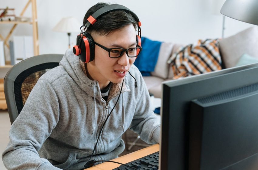  The psychological difference between playing video games to relax and playing to win