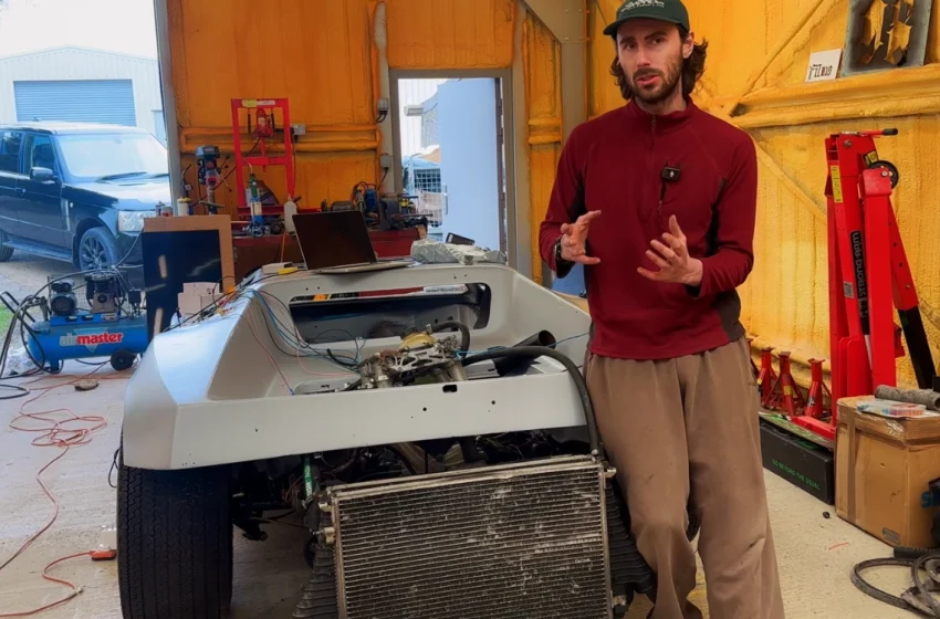  Man rebuilding abandoned 80s supercar finally gets it running again after weeks and weeks of setbacks