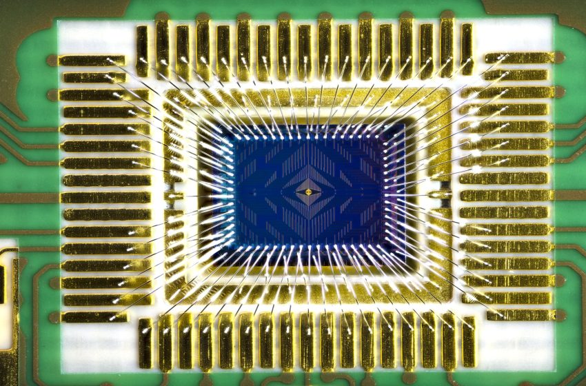  First full logical operations achieved on silicon quantum chip