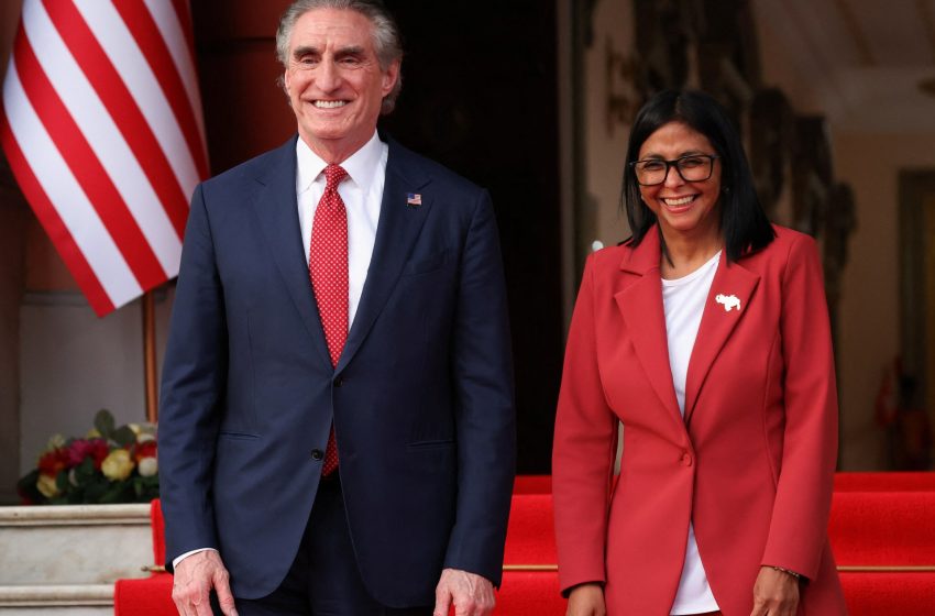  Venezuela’s president vows mining reform amid visit from US cabinet member | Donald Trump News