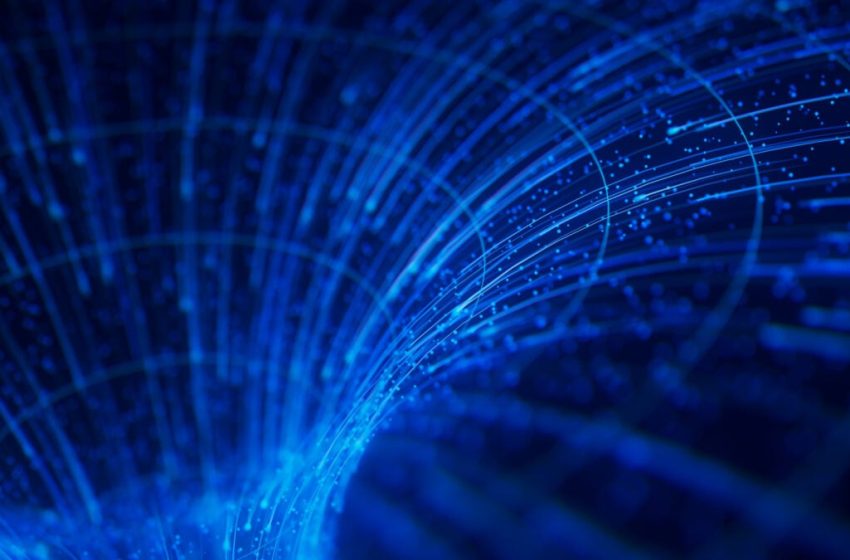  Physicists Stretch, Blur, and Reverse Time’s Arrow in Wild Quantum Engine