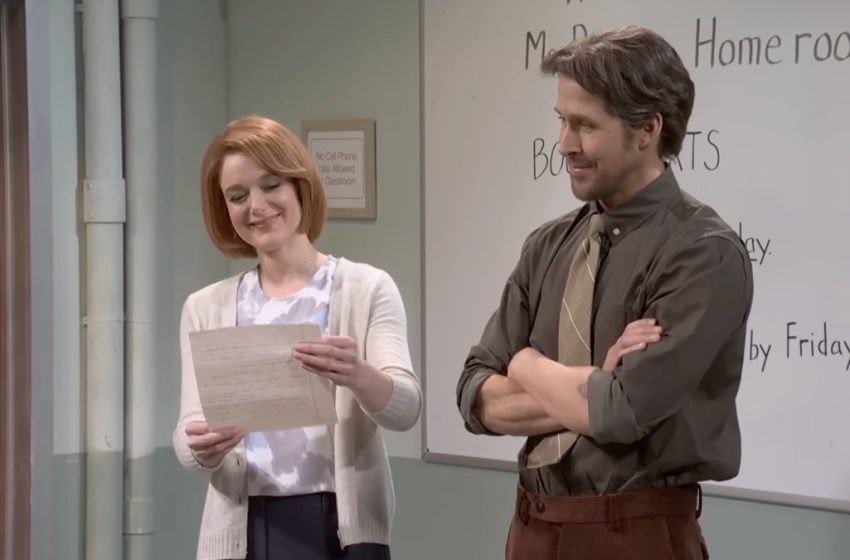  ‘SNL’: Ryan Gosling and Entire Cast Break Character Over Last-Minute Joke Changes