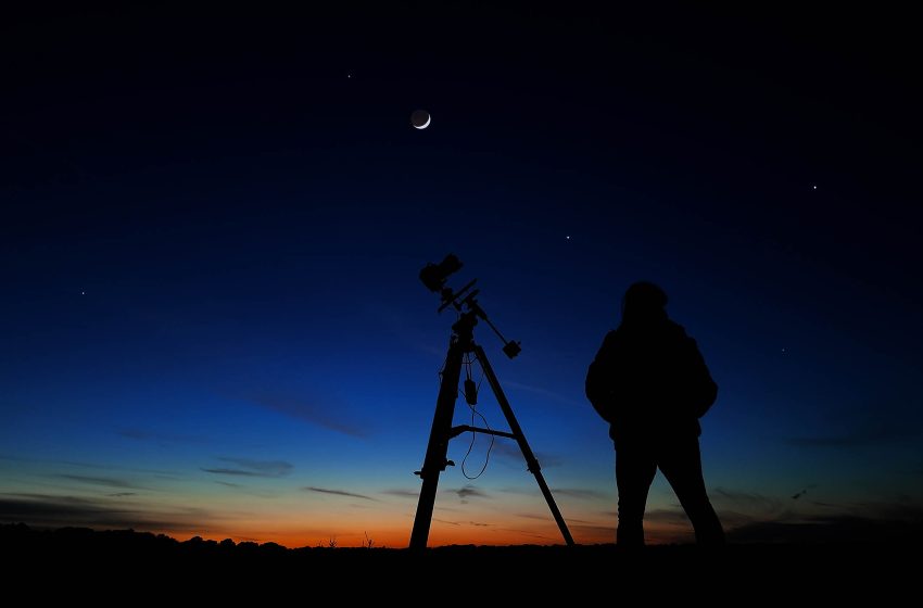  Six planets will align in a rare ‘planetary parade’ tonight