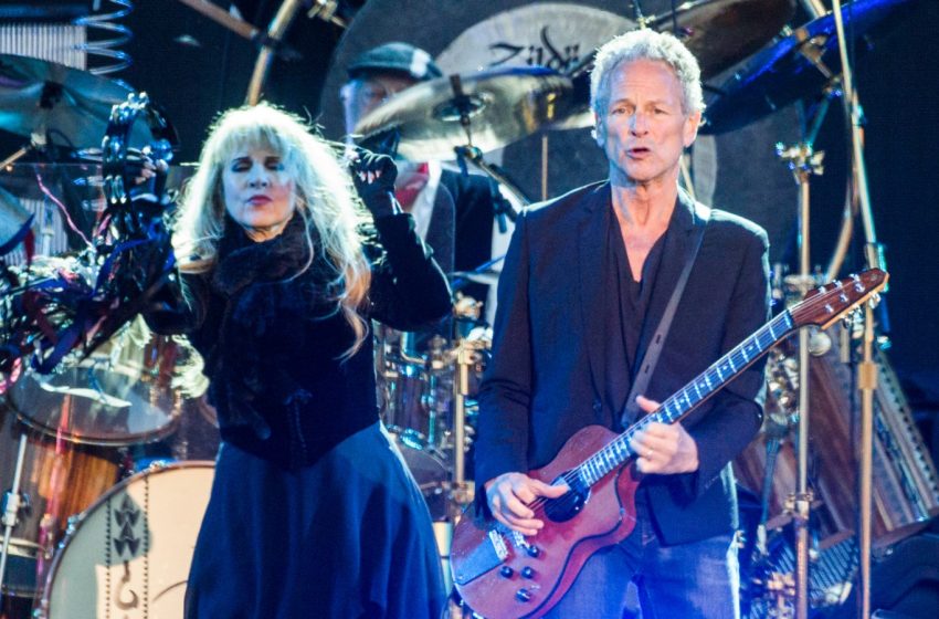  Lindsey Buckingham Has Made Peace With Stevie Nicks. What Happens Now?