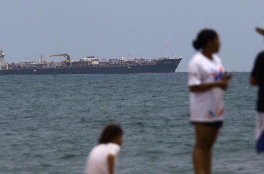  What’s behind Trump’s 180-degree turn, allowing Russian oil to Cuba?