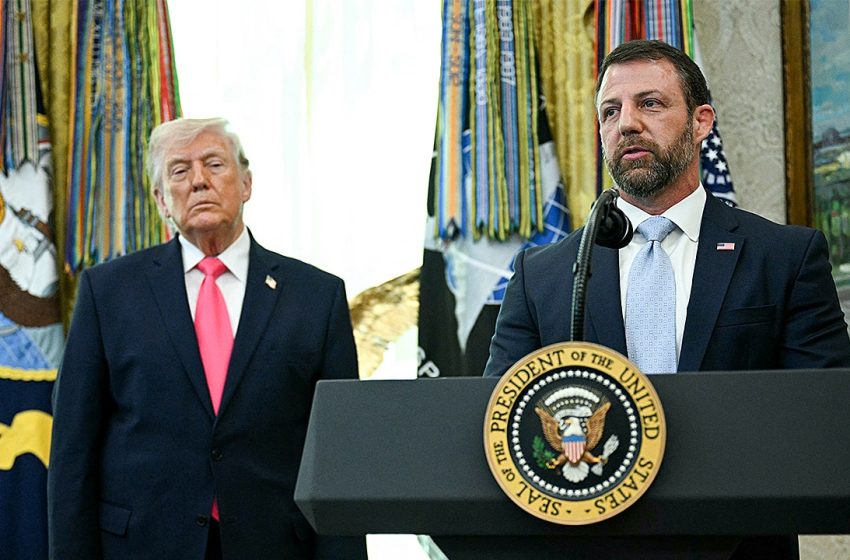  Sen. Markwayne Mullin sworn in as new DHS secretary, replacing Noem