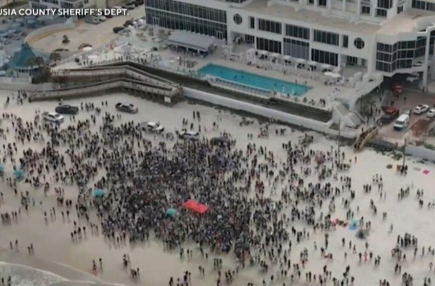  Massive spring break crowd flees Florida beach as “takeover” events cause chaos