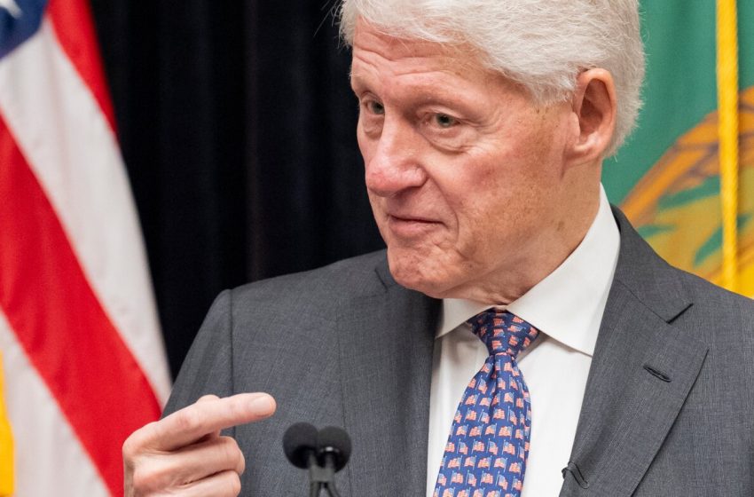  Bill Clinton says he ‘did nothing wrong’ with Epstein as he faced grilling over their relationship : NPR