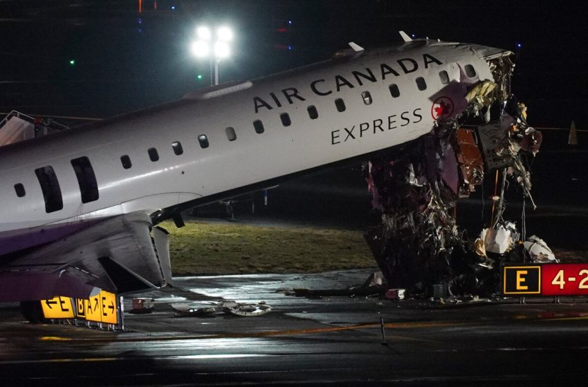  Pilot and copilot killed in collision between jet and fire truck at LaGuardia : NPR