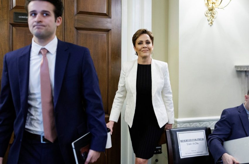  U.S. Judge says Kari Lake broke law in overseeing Voice of America : NPR