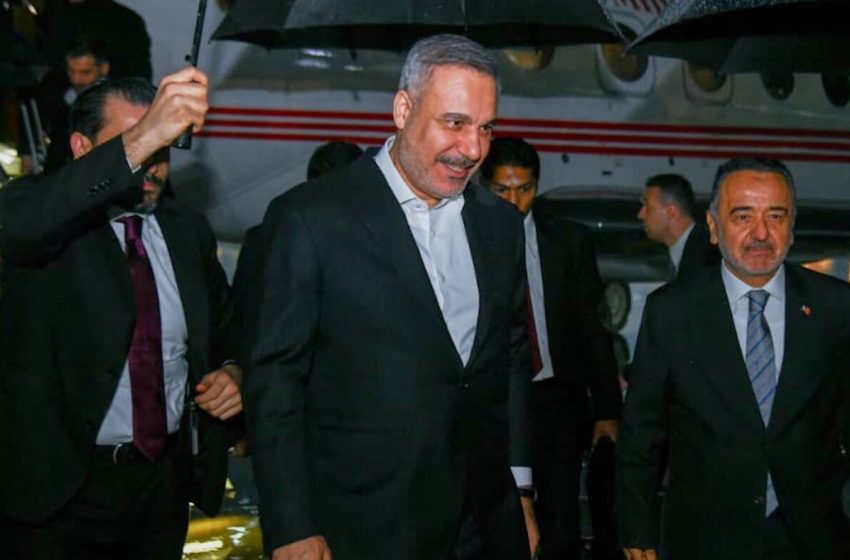  Pakistan hosts diplomatic discussions on ending war : NPR