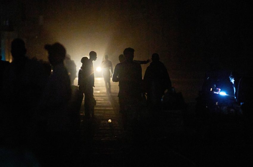  Cuba’s power grid collapses leaving it without electricity for the 3rd time this month : NPR