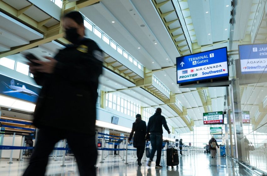  Travelers pay airport security fees, while TSA is not paid : NPR