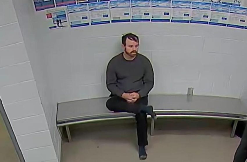  Joseph Duggar posts $600,000 bond in Florida child molestation case