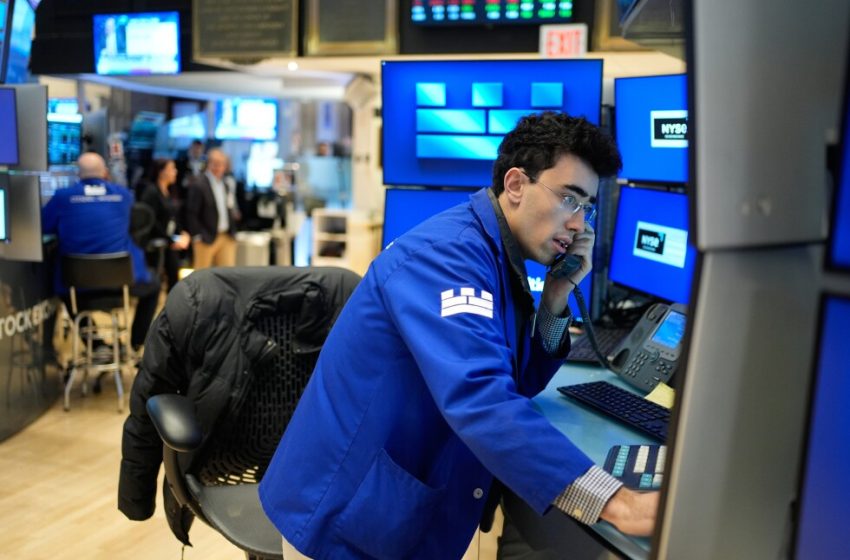  Stocks rise and oil prices ease as Wall Street keeps yo-yoing because of the war with Iran