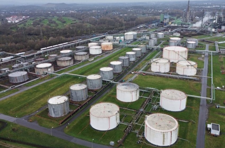  Germany, Austria will release oil reserves to help curb price spikes
