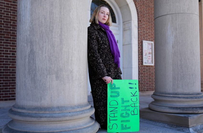  Suburbanites embrace anti-Trump resistance ahead of No Kings protests